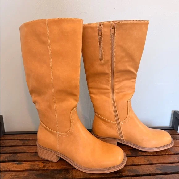 Pierre Dumas Tan Mid-Calf Heeled Riding Boots - Picture 3 of 8